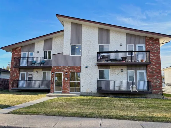 1739 North St #9, Lethbridge, AB T1H 1X2