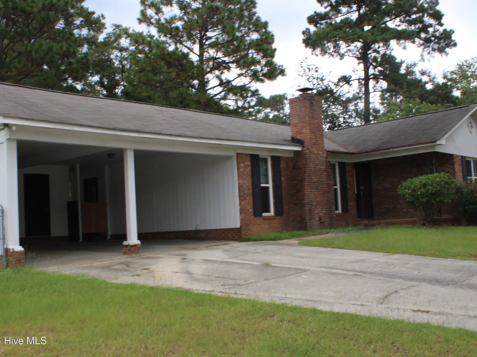 3 bed, 2.0 bath, 1488 sqft, $1,450 — Photo 3