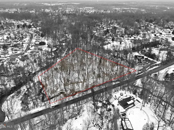 449 Tylers Mill Rd, Sewell, NJ 08080