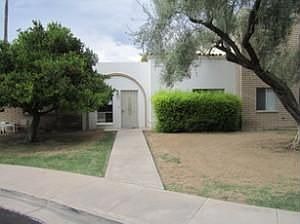 1st image of 615 N Pioneer Cir