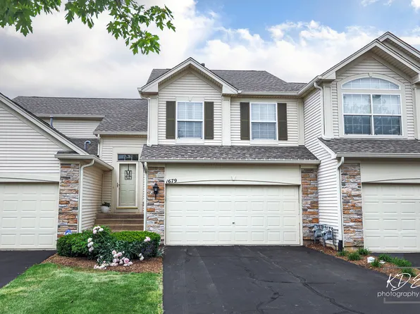 1679 Fredericksburg Ln, Aurora, IL 60503