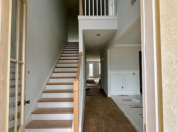 2nd image of 513 Lewes Ave #136