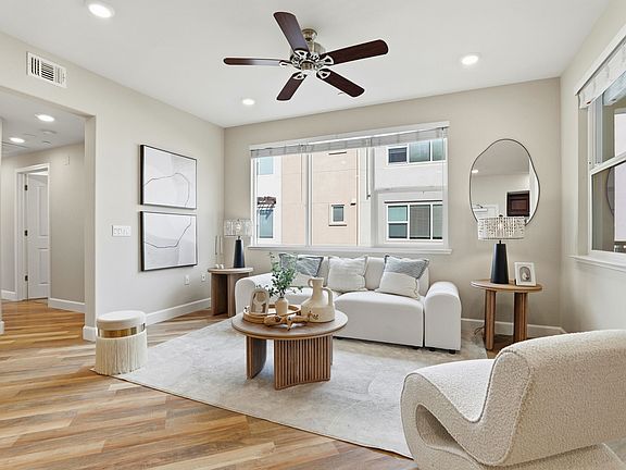 2nd image of 1120 Karby Ter Unit 203