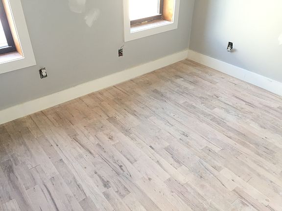 3rd image of 346 Parkside Ave
