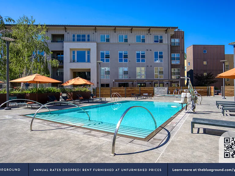 Building's Swimming pool