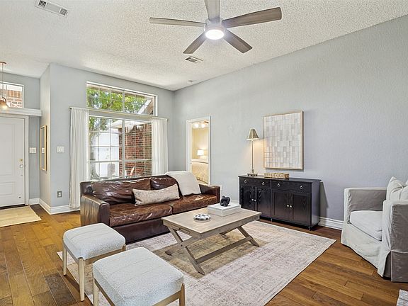 3rd image of 2922 Andrea Ln