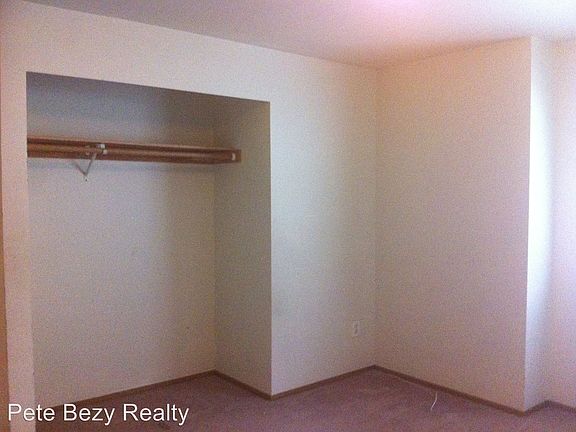 3rd image of 16412 To 16414 72nd Avenue Ct E