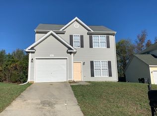 914 Houston Heights Rd, Charlotte, NC 28262