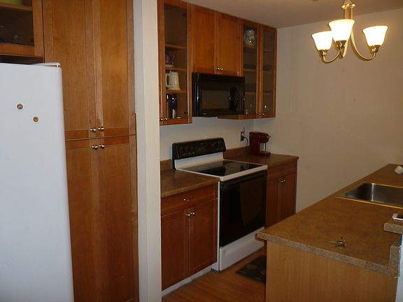 5th image of 381 Half Moon Ln APT 311