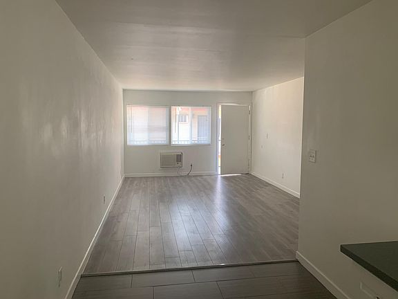 4th image of 5534 Bonner Ave #4