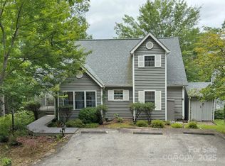 40 Sanctuary Dr, Burnsville, NC 28714