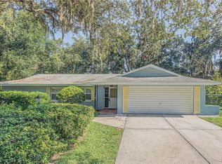 2215 Holly Ln, Deland, FL 32724