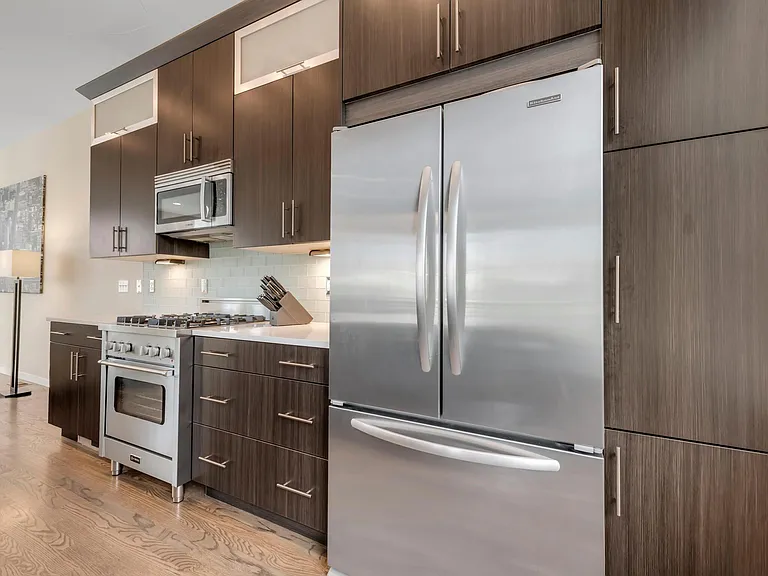 2250 W 31st Ave — Photo 19