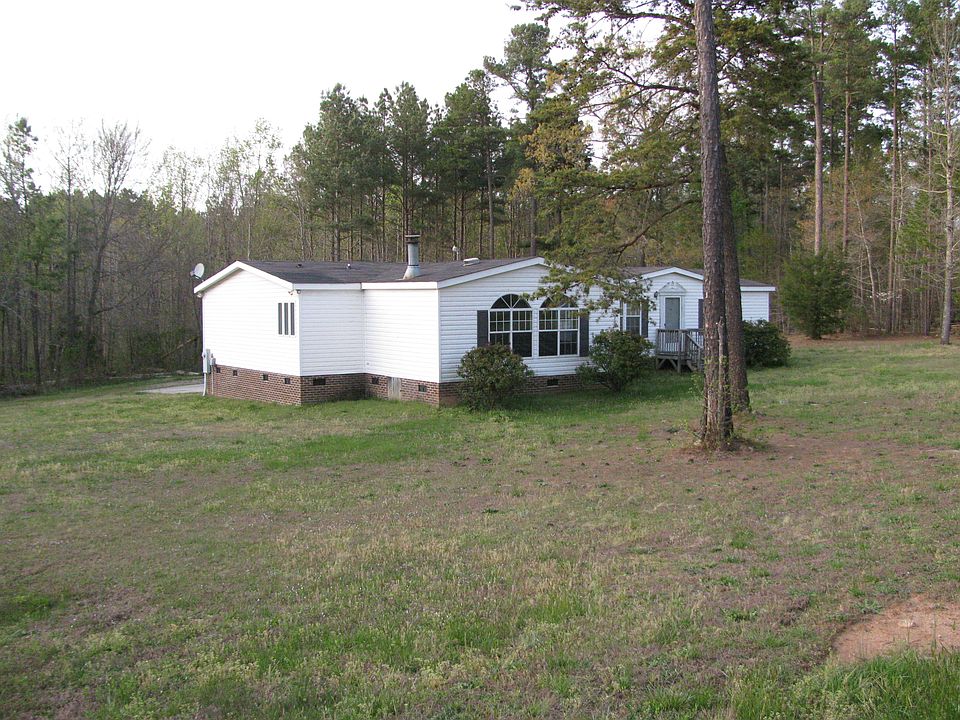 2nd image of 55 Kaplan Ln