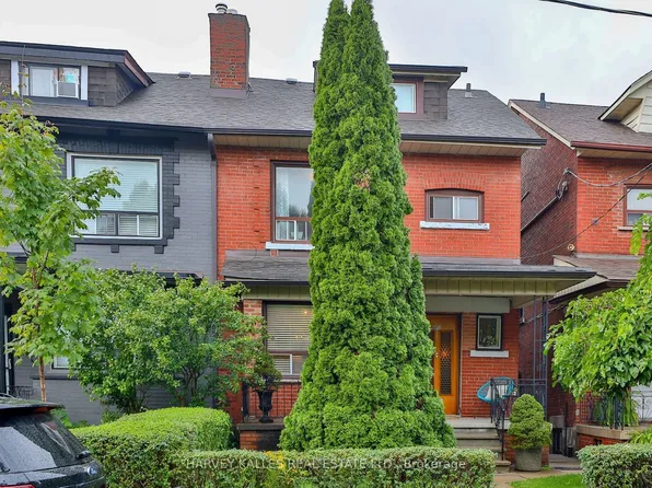 628 Manning Ave, Toronto, ON M6G 2V9