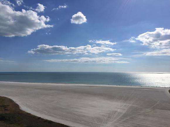 1st image of 320 Seaview Ct APT 1704