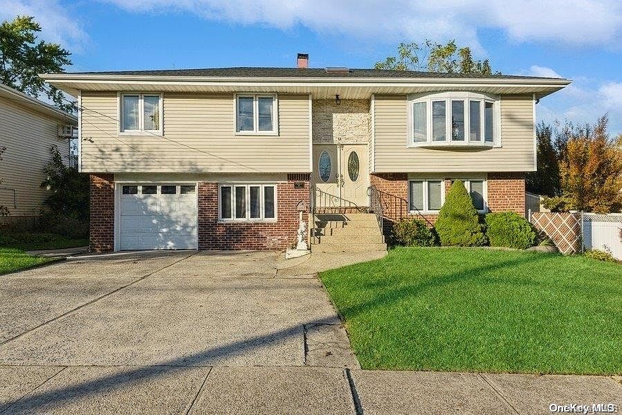 1st image of 6 Edna Avenue