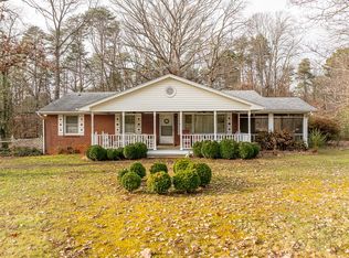 14197 L P Bailey Memorial Hwy, Nathalie, VA 24577