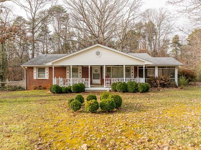 14197 L P Bailey Memorial Hwy, Nathalie, VA, 24577