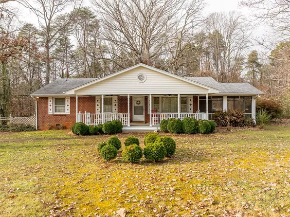 14197 L P Bailey Memorial Hwy, Nathalie, VA 24577