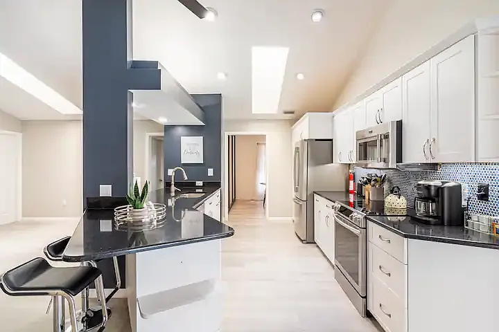 4712 Spring Meadow Ln — Photo 42