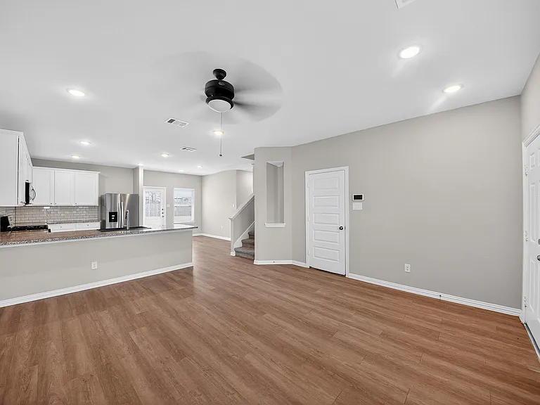 Sunterra Harbor — Photo 30