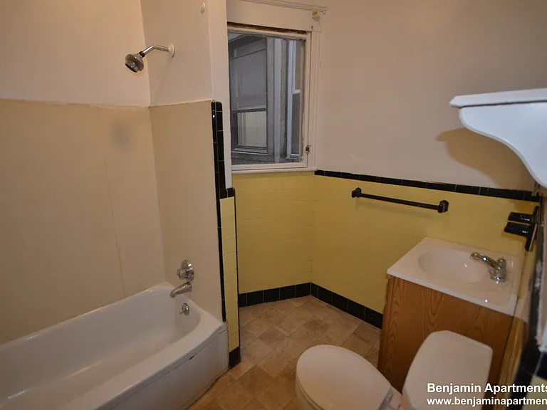 1381 Commonwealth Ave #8 — Photo 9