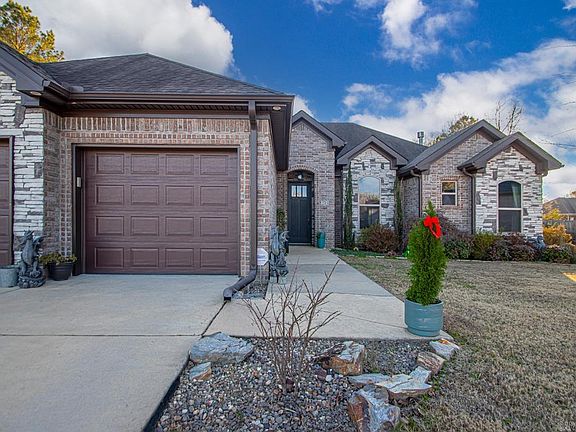 4th image of 2713 Johnswood Village Dr