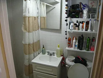 Rented by Alexiou Realty