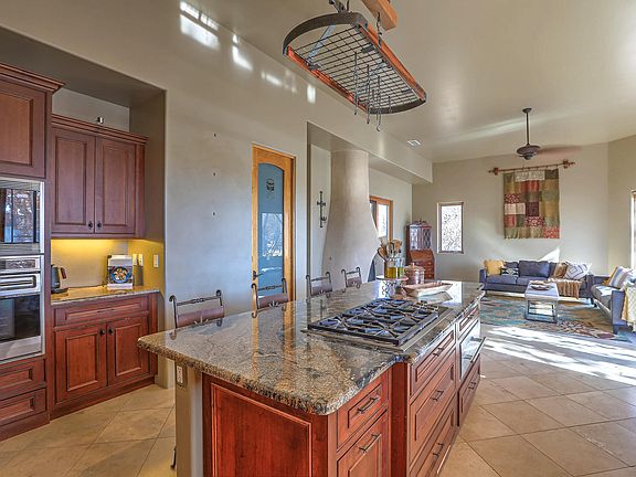 4th image of 475 Avenida C De Baca