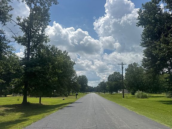 4th image of 7798 Hyacinth Dr