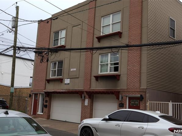 6805 Meadowview Ave Unit 1