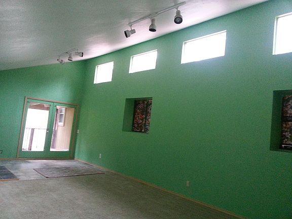 Entertainment Rm W/Woodstove