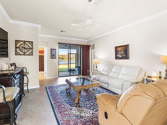 4th image of 10972 Cherry Laurel Dr