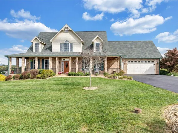 195 Graystone Dr, Daleville, VA 24083