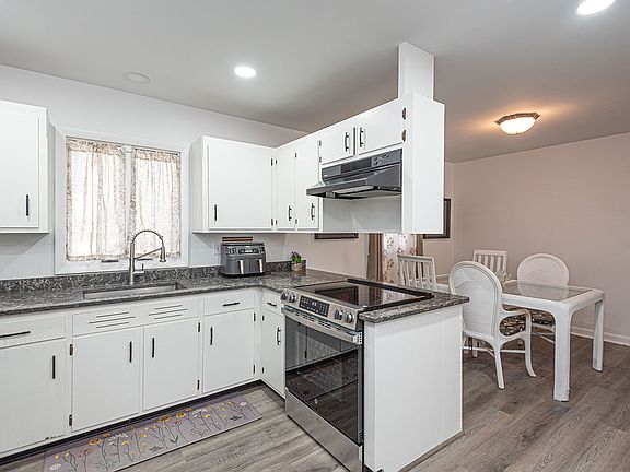 5th image of 1188 Ocean Pkwy