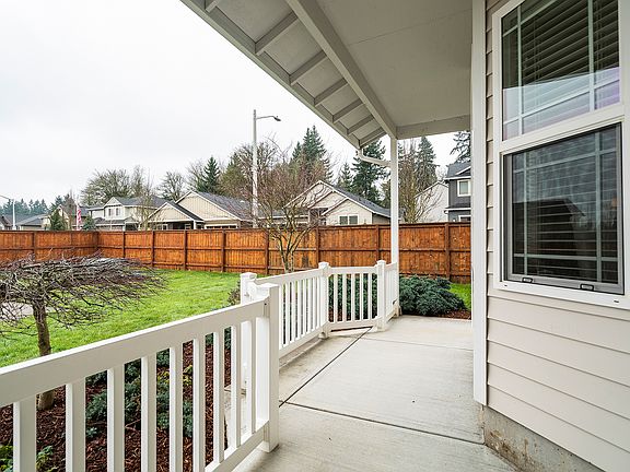 5th image of 10111 NE 33rd Ave