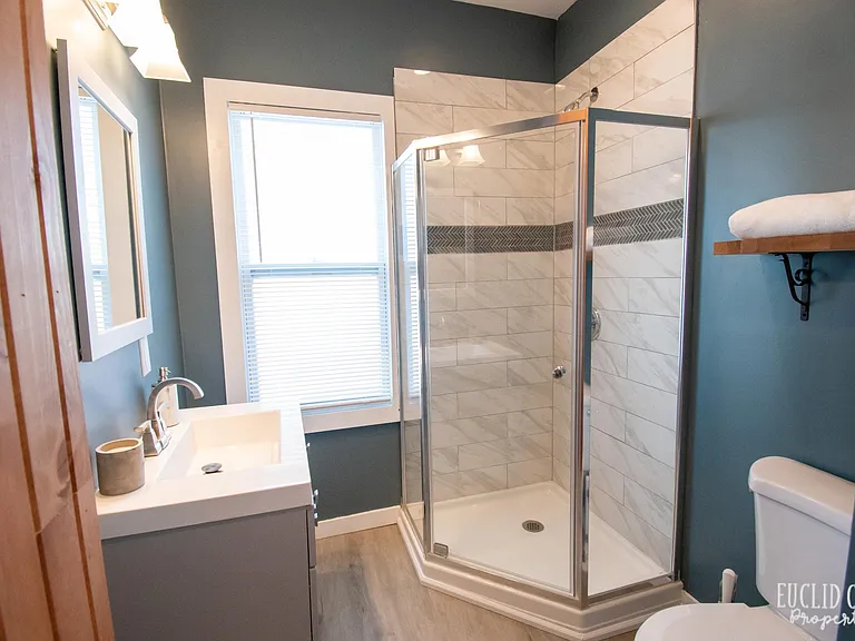4075 E 57th St #1 — Photo 8