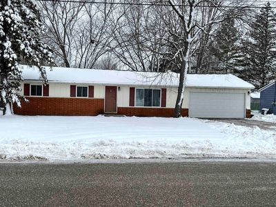 387 Johnson St, Freeland, MI, 48623