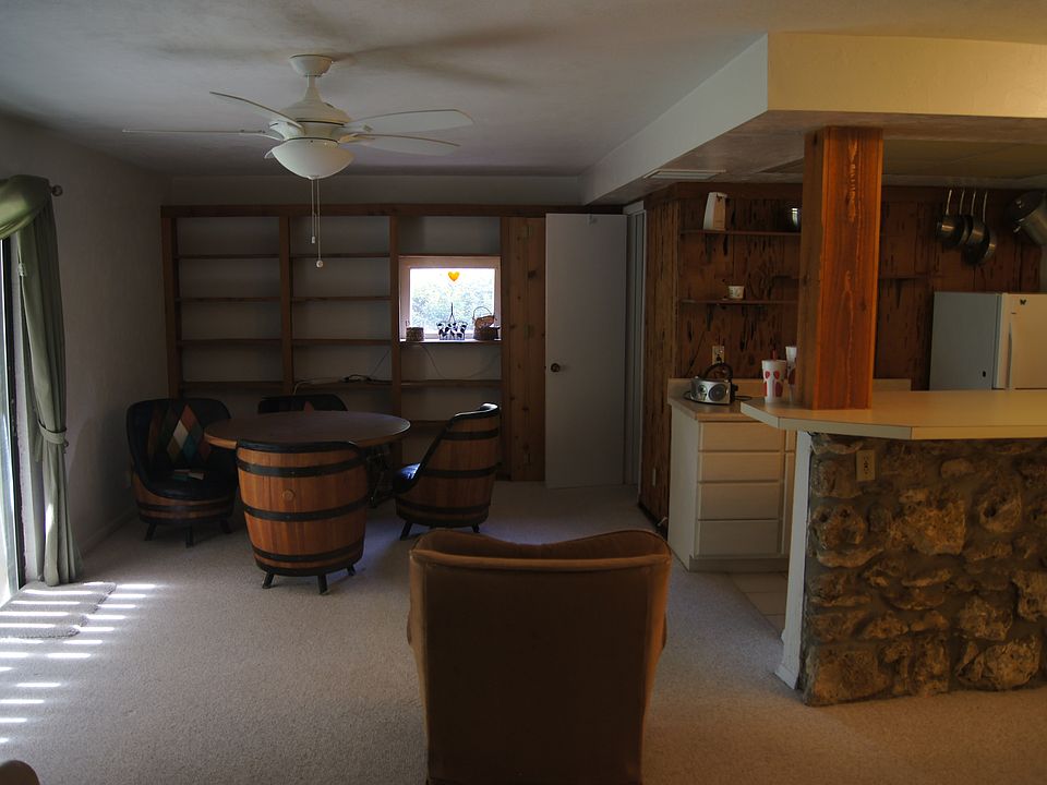 Living and kitchen