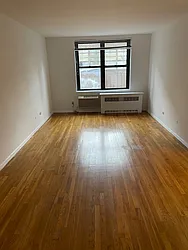 Rented by K & O Realty Associates Inc.