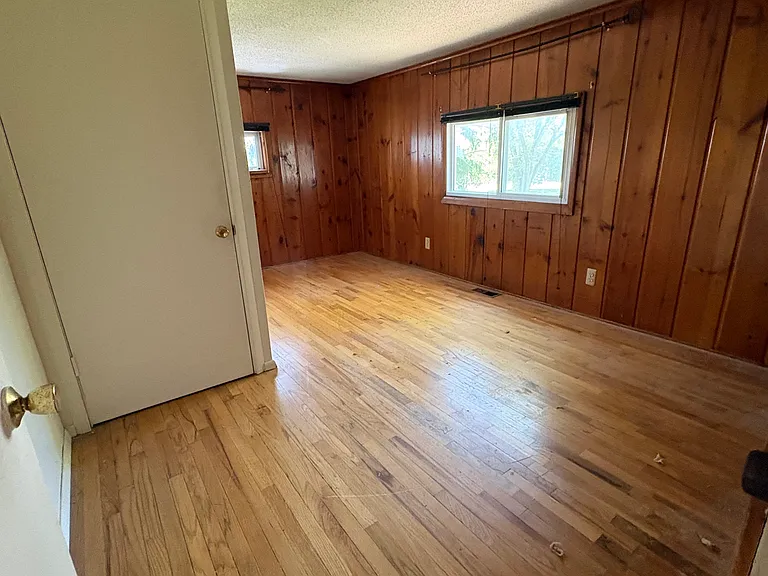 147 Myers Rd #3 — Photo 2