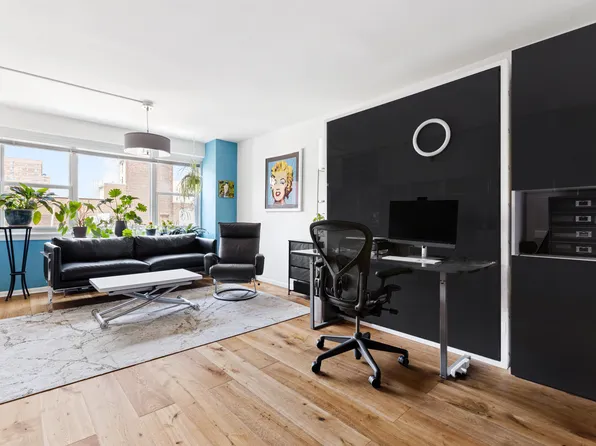 101 West 12th Street 9D image 1 of 7