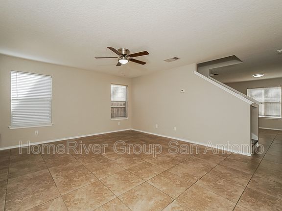 4th image of 131 Jetlyn Dr