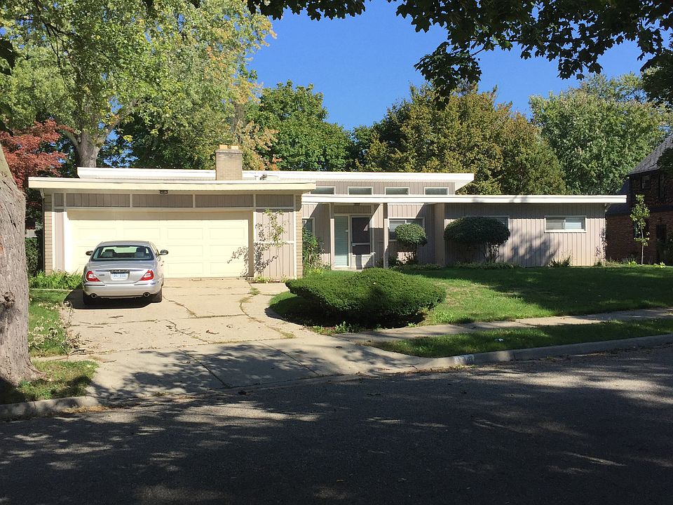 1st image of 140 Illinois Ave