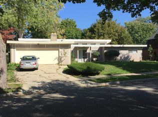 140 Illinois Ave, Pontiac, MI 48341