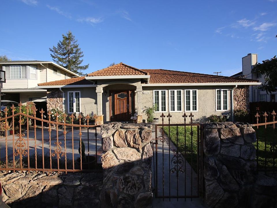 1st image of 21751 Olive Ave