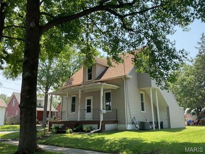 720 Zschokke St, Highland, IL, 62249
