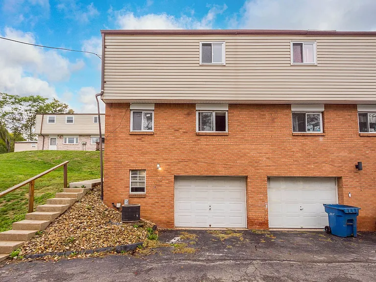 Baldwin Cathell Townhouses — Photo 5
