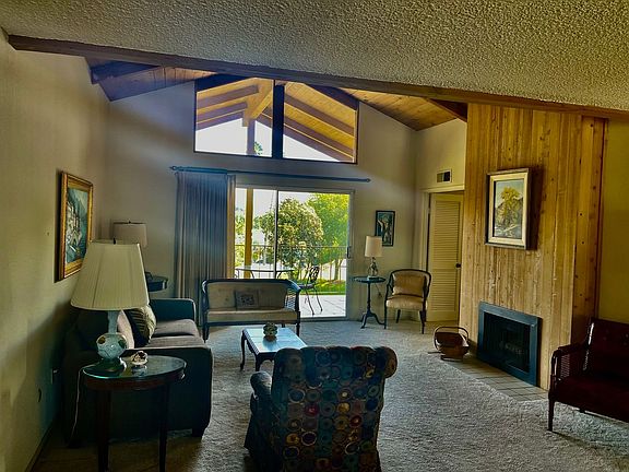 3rd image of 1836 Fairway Circle Dr